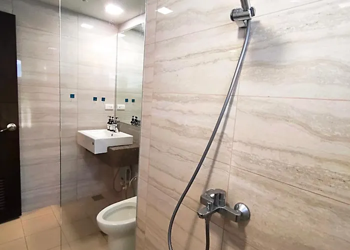 2br Spacious Near Okada, Moa & Airport Apartamento