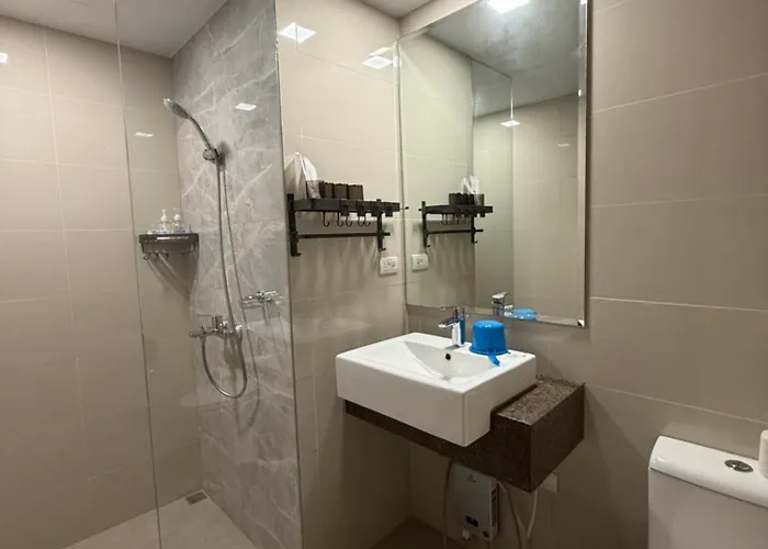 2br Spacious Near Okada, Moa & Airport * Manila