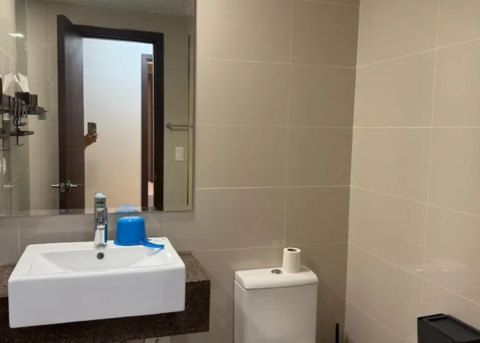 2br Spacious Near Okada, Moa & Airport Manila