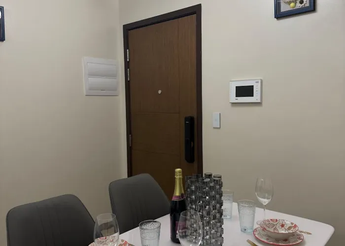 2br Spacious Near Okada, Moa & Airport * Manila